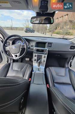 Седан Volvo S60 2011 в 