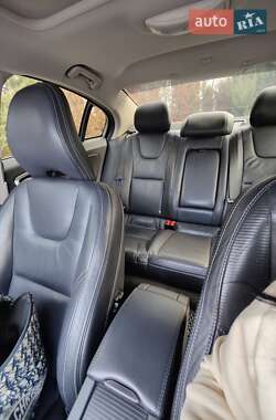 Седан Volvo S60 2011 в 