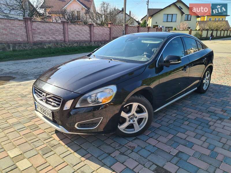 Седан Volvo S60 2011 в 
