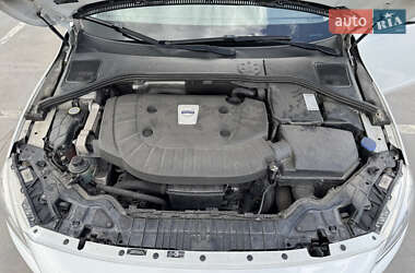 Седан Volvo S60 2015 в 
