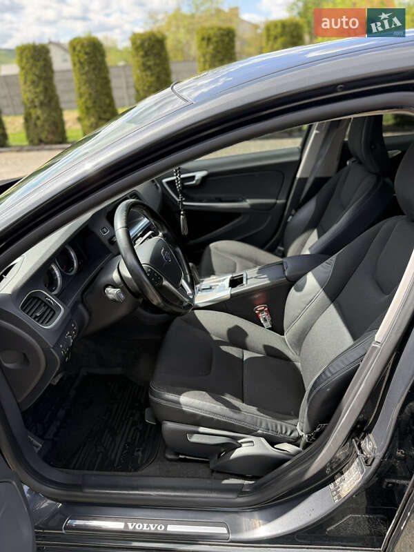 Седан Volvo S60 2010 в Жовкве фото 11 Седан Volvo S60 2010 в Жовкве