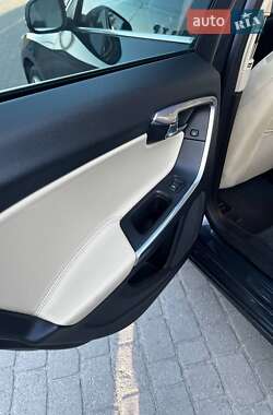 Седан Volvo S60 2016 в 