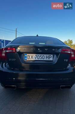 Седан Volvo S60 2016 в 