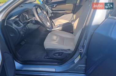 Седан Volvo S60 2016 в 
