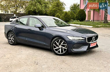 Седан Volvo S60 2019 в Рівному