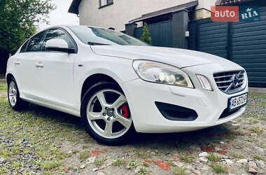 Седан Volvo S60 2011 в Виннице