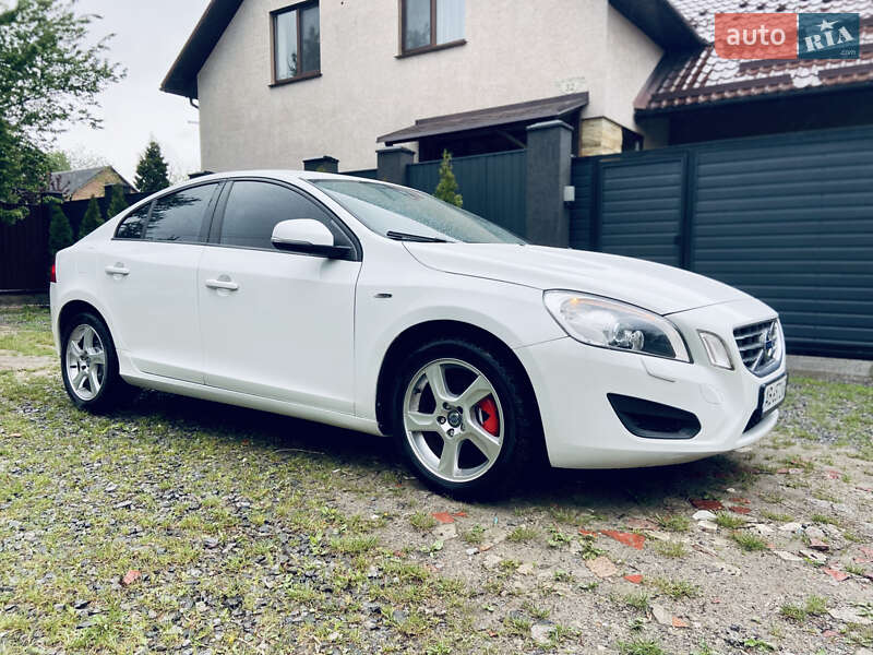 Седан Volvo S60 2011 в Виннице