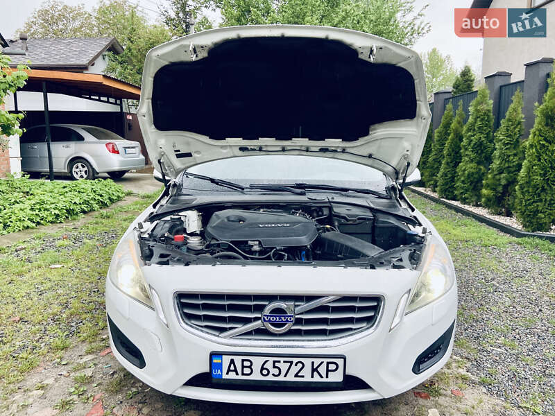 Седан Volvo S60 2011 в Виннице