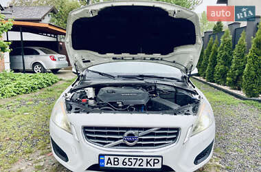 Седан Volvo S60 2011 в 