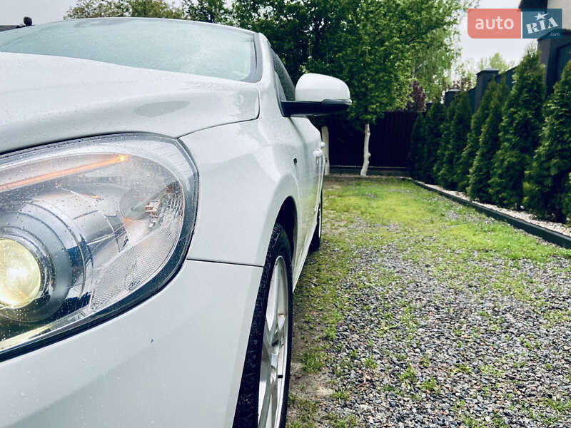 Седан Volvo S60 2011 в Виннице