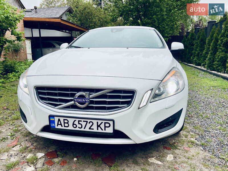 Седан Volvo S60 2011 в Виннице