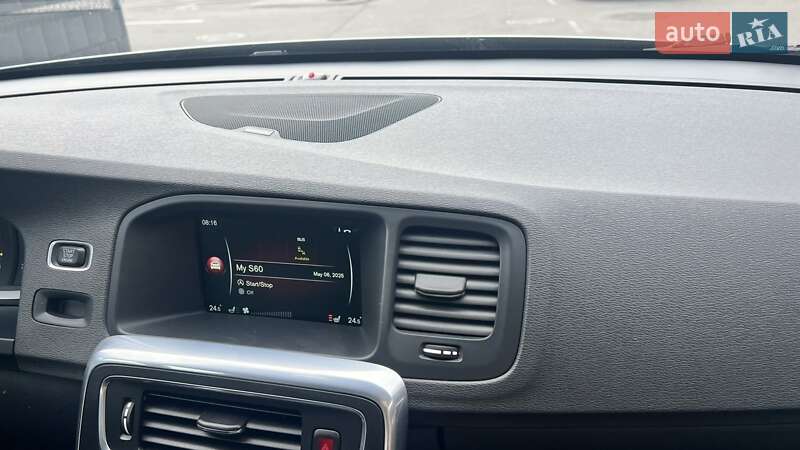 Седан Volvo S60 2016 в Києві