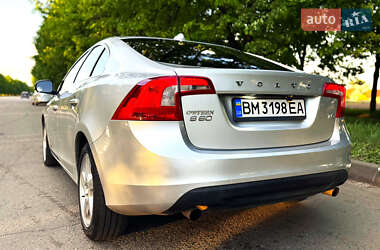 Седан Volvo S60 2012 в 