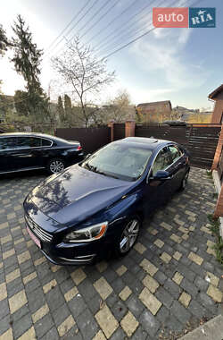 Седан Volvo S60 2014 в 