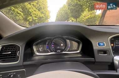 Седан Volvo S60 2016 в 