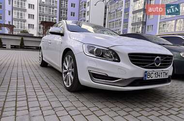Седан Volvo S60 2016 в 