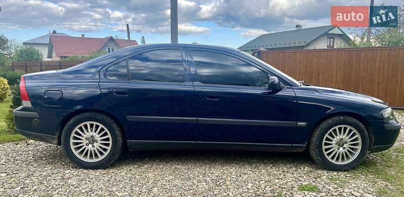 Седан Volvo S60 2001 в Долине