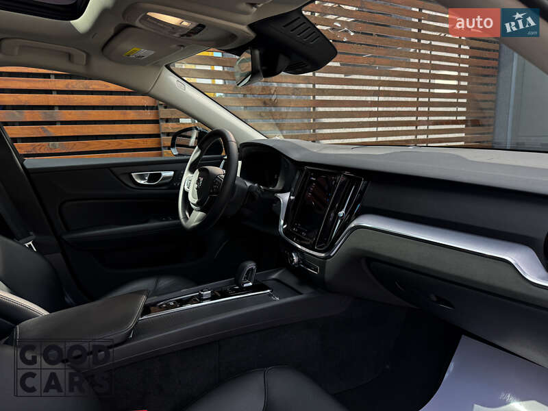 Седан Volvo S60 2024 в Одессе