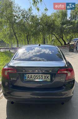 Седан Volvo S60 2011 в 