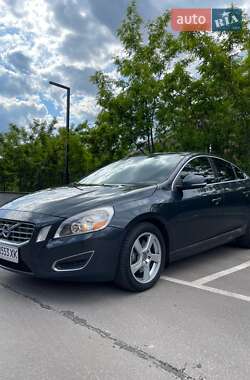Седан Volvo S60 2011 в 