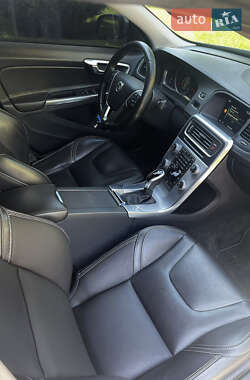 Седан Volvo S60 2016 в 
