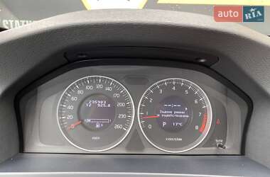 Седан Volvo S60 2012 в 