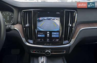 Седан Volvo S60 2021 в 