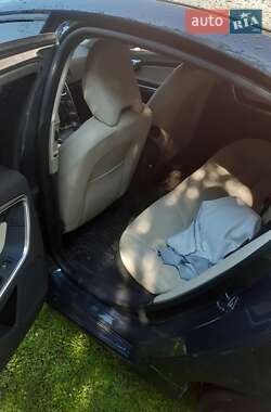 Седан Volvo S60 2012 в 