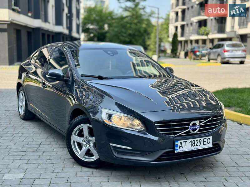 Седан Volvo S60 2014 в 