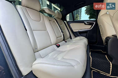 Седан Volvo S60 2014 в 