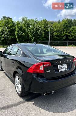 Седан Volvo S60 2014 в 