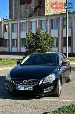 Седан Volvo S60 2012 в 