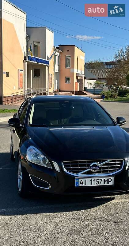 Седан Volvo S60 2012 в Борисполі