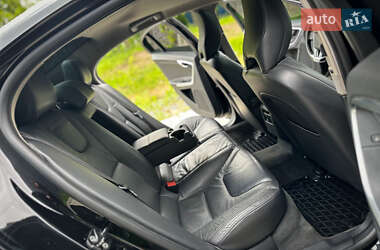 Седан Volvo S60 2013 в 