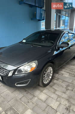 Седан Volvo S60 2012 в Києві