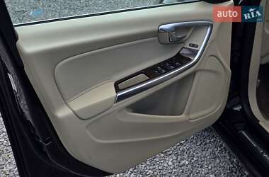Седан Volvo S60 2012 в 