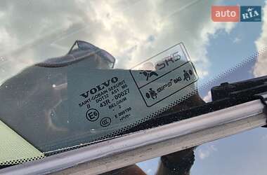 Седан Volvo S60 2012 в 