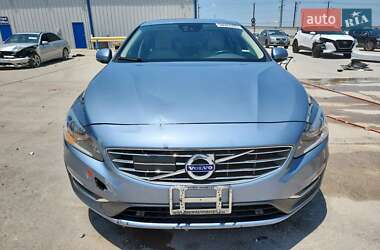 Седан Volvo S60 2018 в 