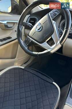 Седан Volvo S60 2012 в 