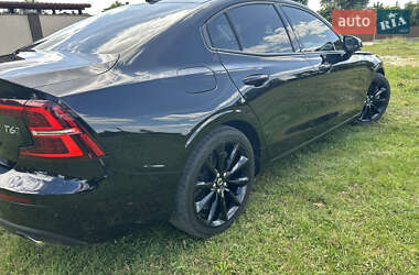 Седан Volvo S60 2021 в 