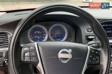 Седан Volvo S60 2012 в 
