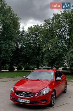 Седан Volvo S60 2012 в 