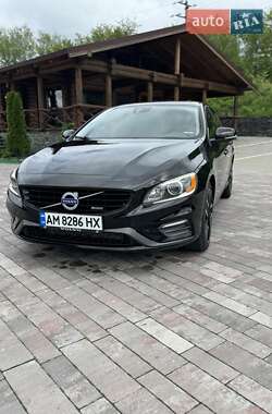Седан Volvo S60 2017 в Житомирі