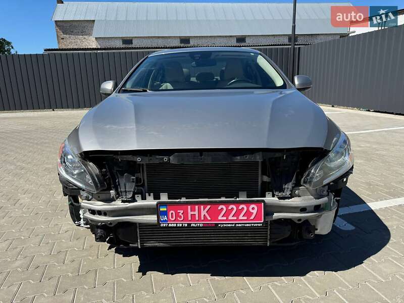 Седан Volvo S60 2013 в Луцке