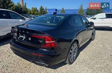 Седан Volvo S60 2021 в 