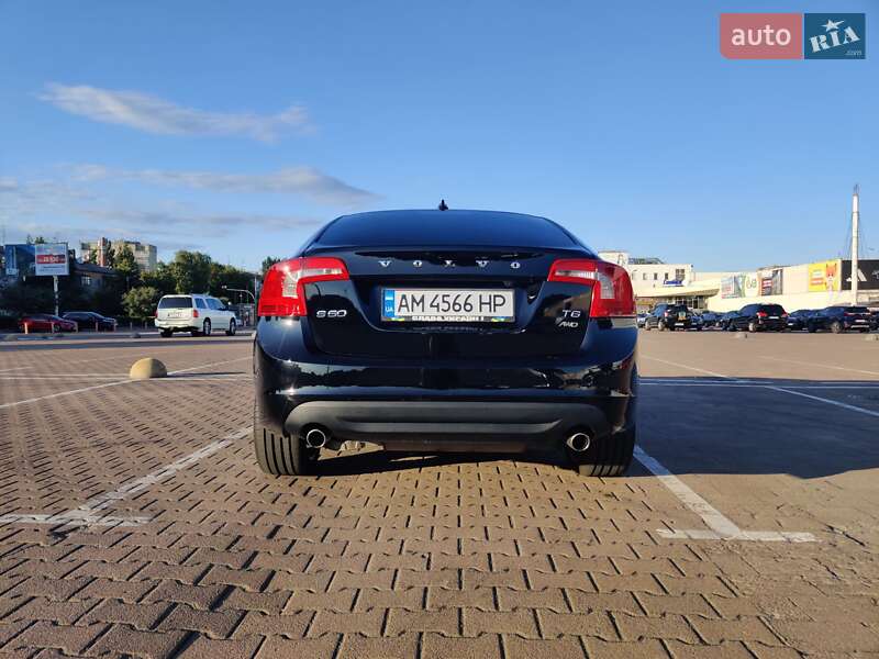 Седан Volvo S60 2011 в Житомире