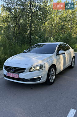 Седан Volvo S60 2017 в 