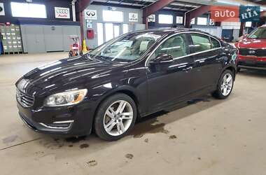 Седан Volvo S60 2015 в 