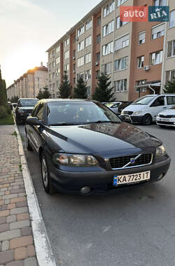 Седан Volvo S60 2002 в Киеве