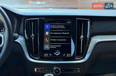 Седан Volvo S60 2020 в 